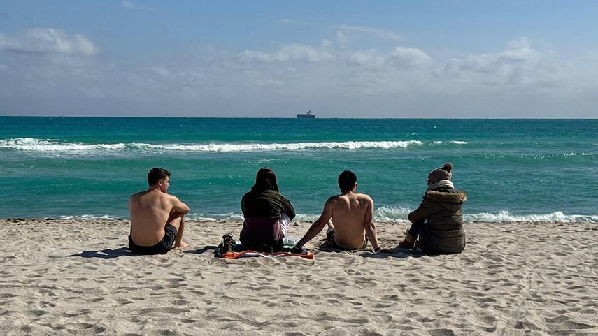 Vista inusual en las playas de Miami Beach.
