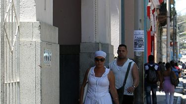 La empresa, con viviendas en 40 ciudades y pueblos de la isla, tiene un tercio de su oferta fuera de La Habana, en otras ciudades de interés turístico. (EFE)