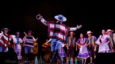 Ballet Folklórico Antumapu.