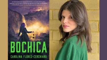 Carolina Flórez-Cerchiaro junto a su novela.&nbsp;