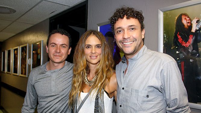 Fonseca, Karen Martínez (esposa de Juanes) y Andrés Cepeda.