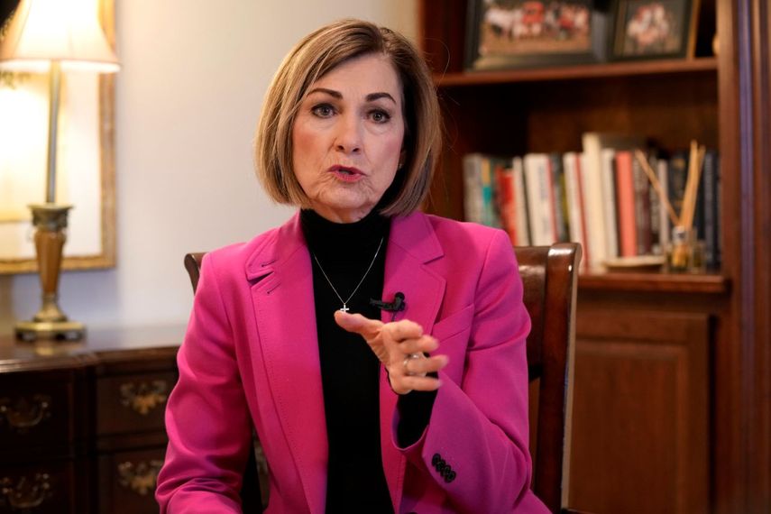 La gobernadora de Iowa, Kim Reynolds.
