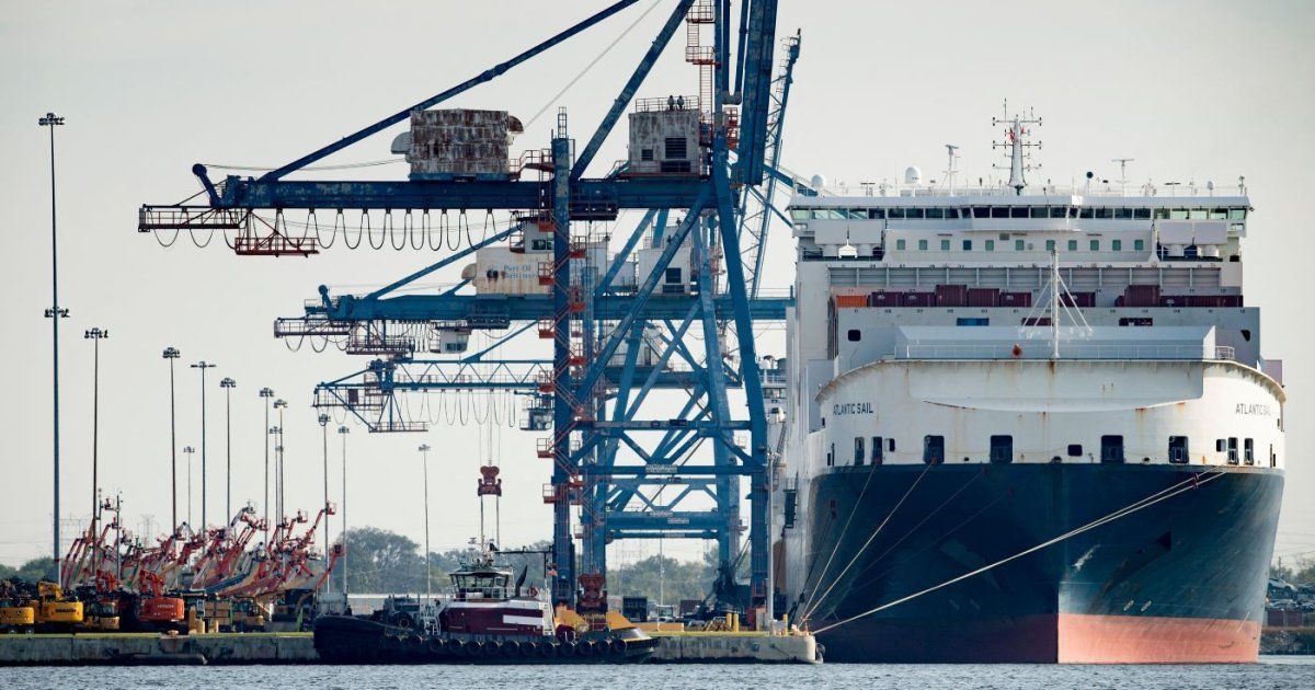 Trump anuncia aranceles del 30% para México y la Unión Europea