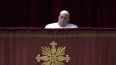 El Papa Francisco durante la impartición de la bendición Urbi et Orbi y desea buena Pascua desde el balcón de la basílica de San Pedro, a 20 de abril de 2024, en Roma (Italia).