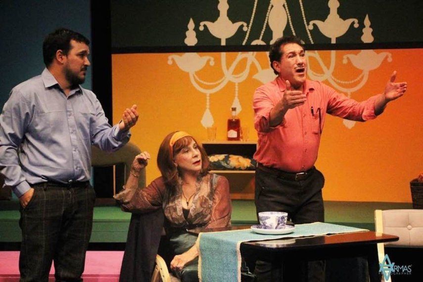 Escena de la obra Al borde del agua, de Eddy Díaz Souza.