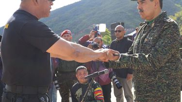 El dictador de Venezuela, Nicolás Maduro, y el ministro de Defensa, Vladimir Padrino López