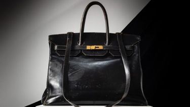 Imagen del primer Birkin creado por la casa de moda Hermès para la cantante y actriz Jane Birkin.