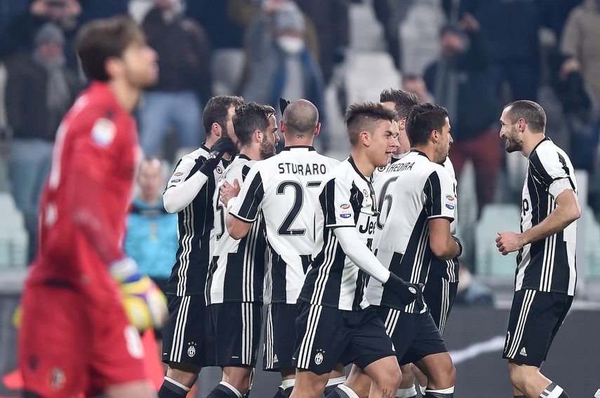 La Juventus se mantiene en la cima de la Serie A con 45 puntos.