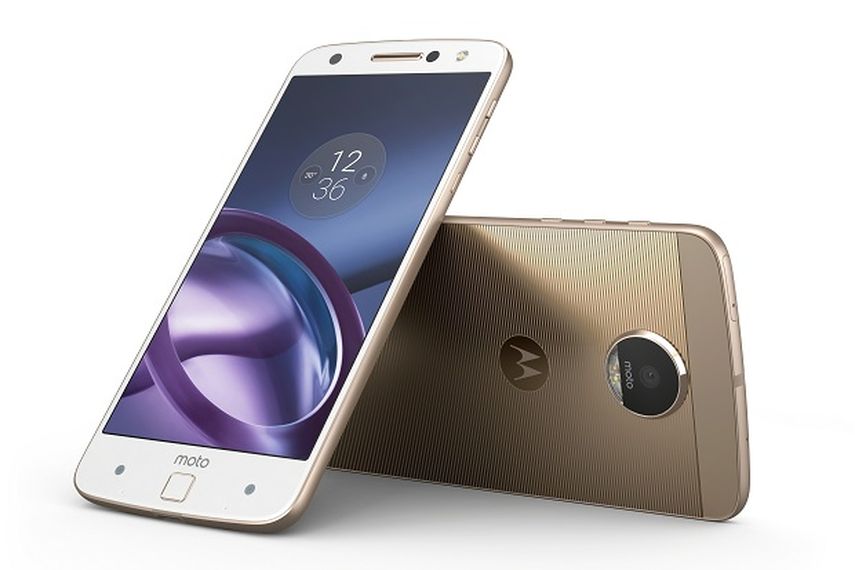 El Moto Z tendrá una capa nanométrica resistente al agua y pesará 136 gramos. (LENOVO/dpa)