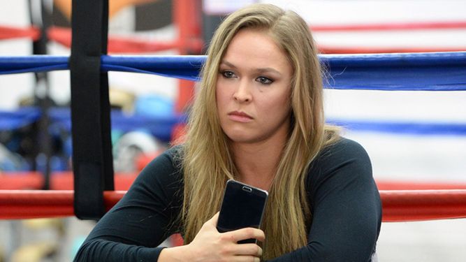 Rousey perdió su cinturón en noviembre contra Holly Holm. (ARCHIVO)