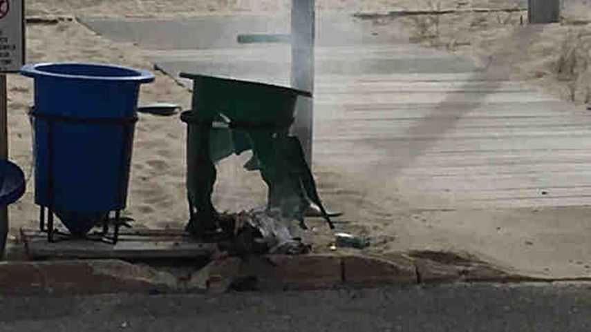 El artefacto, introducido en el interior de un contenedor de basura, estalló hacia las 9:30 am E.T., y las autoridades están investigando otro paquete sospechoso cerca del lugar de la primera explosión, según el diario local&nbsp;Star Ledger