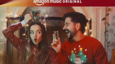 Camilo y Evaluna se suman a la propuesta musical Amazon Music Original con el tema Navidad en cada esquina.