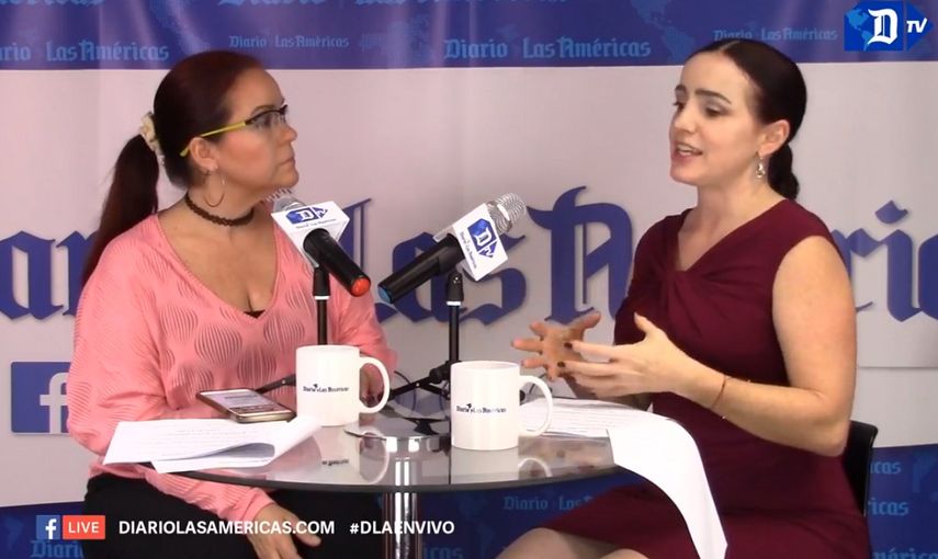 La abogada de Inmigración Kristy Figueroa entrevistada por la periodista Elkis Bejarano.