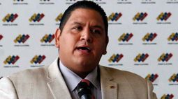 El rector instó a la sensatez y al respeto de la Constitución y pidió que se materialice la soberanía que reside intransferiblemente en el pueblo.