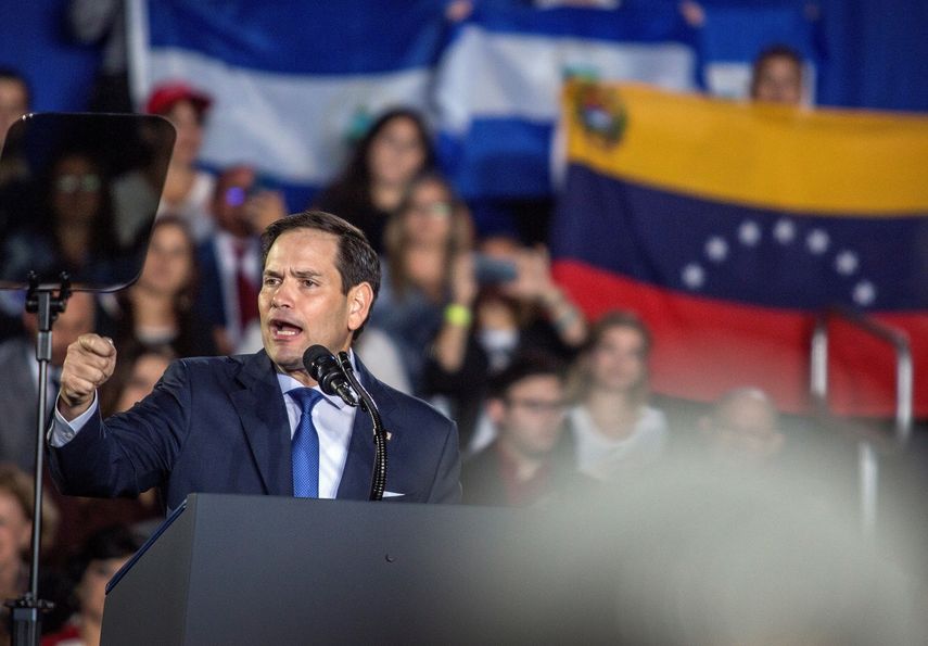 El senador republicano de Florida Marco&nbsp;Rubio&nbsp;habla antes del presidente de los Estados Unidos, Donald J. Trump, ante la comunidad venezolana que resdide en Florida.