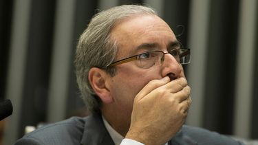 De acuerdo con la sentencia, Cunha recibió 1.5 millones de dólares de sobornos para facilitar la firma del contrato de Petrobras para la explotación de petróleo en África.