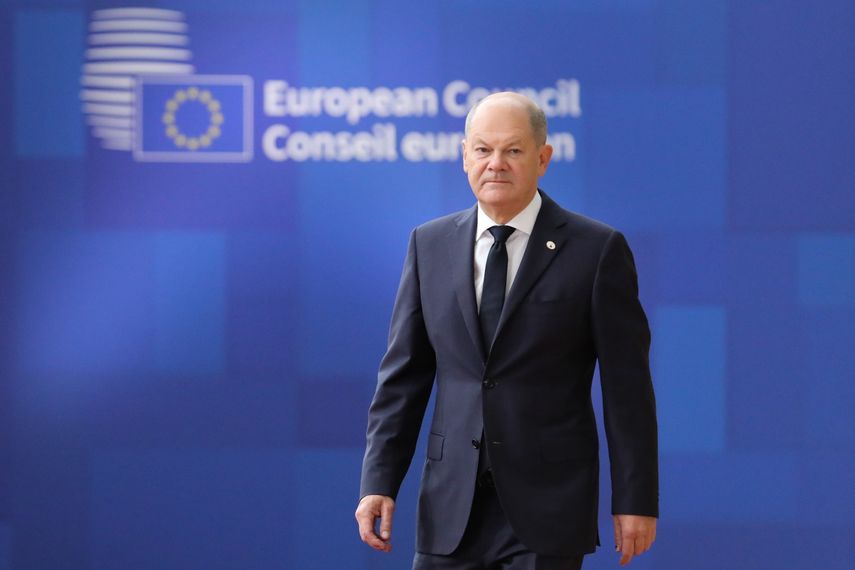 Friedrich Merz, líder del grupo conservador CDU/CSU, es el favorito para suceder al actual jefe de gobierno socialdemócrata, Olaf Scholz.