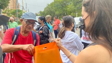 Celebran evento para ayudar a desamparados en Miami-Dade.
