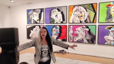 La artista Orban en la muestra de inauguración de PHotoEspaña.