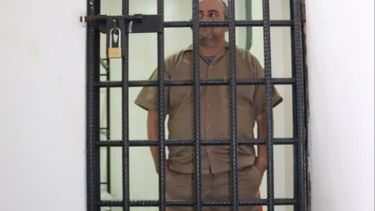 Las primeras fotos en prisión del líder del Clan del Golfo, Dairo Antonio Úsuga David, alias Otoniel, el narcotraficante más buscado de Colombia.