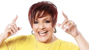 La cantante Malena Burke se presentará este sábado 9 de noviembre en Hoy Como Ayer. 