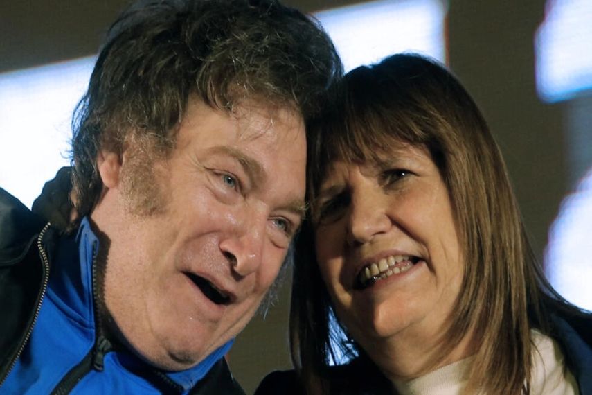 El presidente electo de Argentina, Javier Milei, nombró ministra de Seguridad a la conservadora Patricia Bullrich, quien fue su rival en la primera vuelta presidencial en octubre, pero luego le dio un respaldo clave para la victoria en las elecciones de noviembre