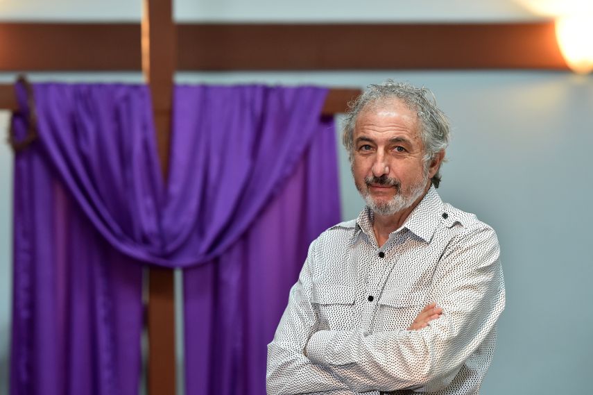 El pastor Rubén Giménez desea llevar su obra a más necesitados en 2018.