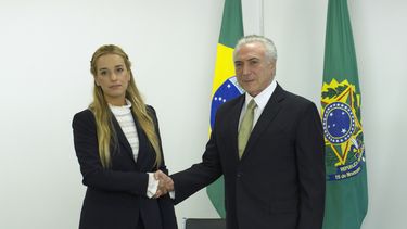 Lilian Tintori se reúne con el presidente brasileño, Michel Temer.