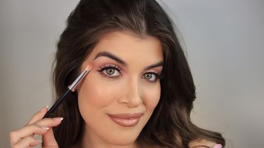 La actriz y presentadora Gabriella Cataño-Salinas es el rostro de varias marcas de belleza.&nbsp;