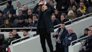 El técnico del Manchester City, Pep Guardiola, reacciona durante el encuentro ante el Tottenham en la Liga Premier, el domingo 5 de febrero del 2023.&nbsp;