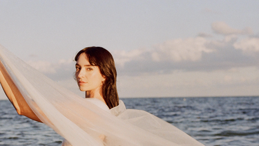 Sofía Fuente estrena nuevo sencillo pop La Línea