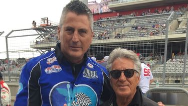 JORGE MENDOZA CON MARIO ANDRETTI EX-CAMPEON MUNDIAL DE LA Fórmula 1