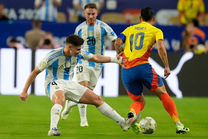 Argentina y Colombia disputan la final de la Copa América