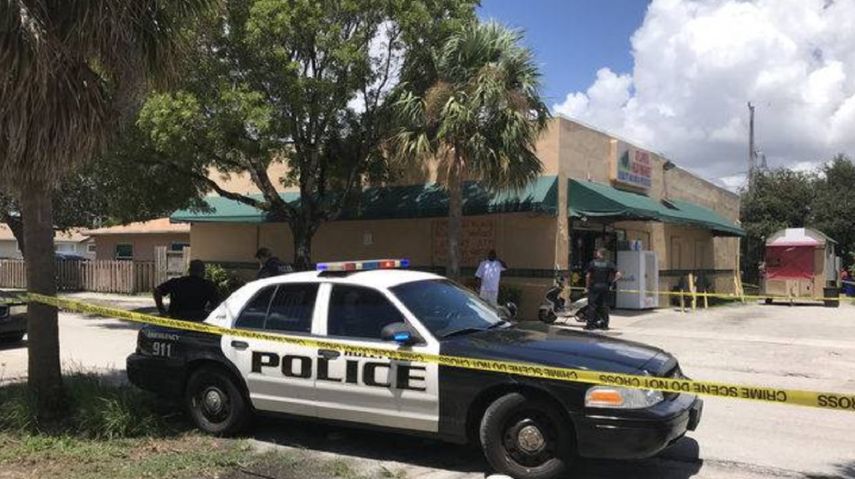 La víctima fue baleada al mediodía dentro del&nbsp;Atlantic Meat Market