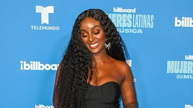 La artista estadounidense Amara La Negra llega a Billboard Mujeres Latinas en la Música en el Centro Watsco en Coral Gables, Florida, el 6 de mayo de 2023.
