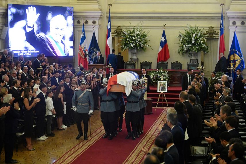 Protocolo ceremonial al féretro del expresidente de Chile, Sebastián Piñera. 