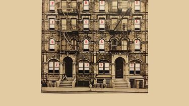 La imagen que engalana la portada del disco corresponde a un edificio de viviendas ubicado en Nueva York. (SWAN SONG)