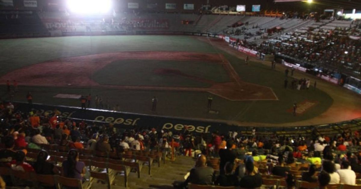 ESTADIO LUIS APARICIO, ''EL GRANDE