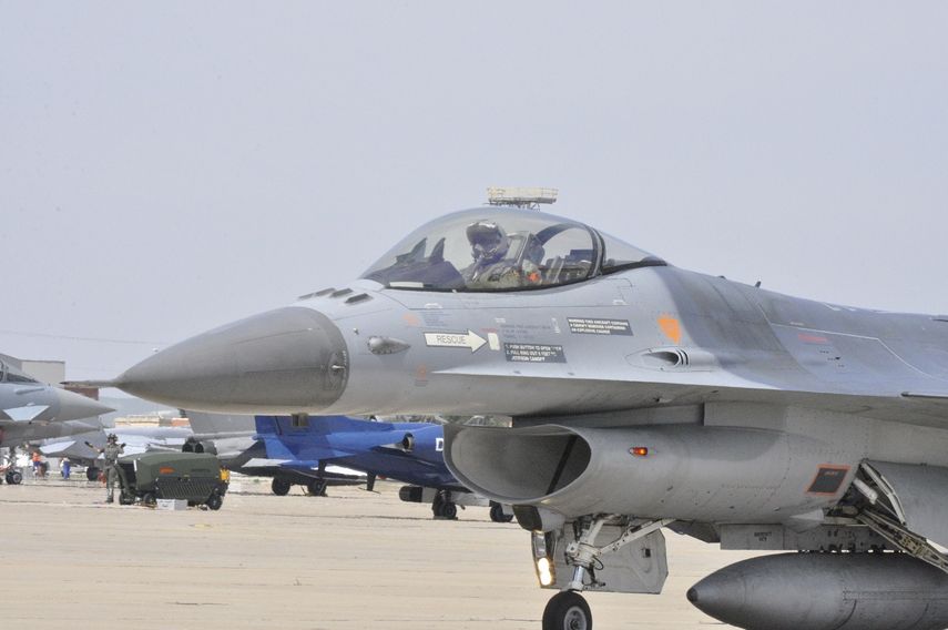 Un avi&oacute;n del Ej&eacute;rcito del Aire de Alemania aterriza en la Base A&eacute;rea de Zaragoza durante el ejercicio NATO Tiger Meet 2016, el 17 de mayo de 2016.&nbsp;