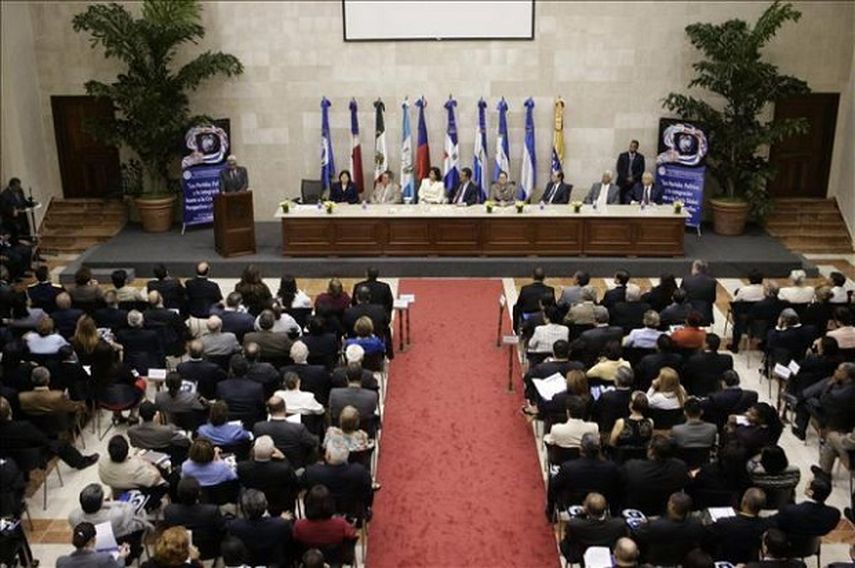 Por toda una vida como activista, el Parlamento Centroamericano (Parlacen) le hará un homenaje póstumo a Cáceres en agosto en Panamá (CORTESÍA/www.que.es)