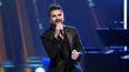 Juanes canta Quisiera ser durante la gala en honor a Alejandro Sanz como Persona del Año en Las Vegas . 