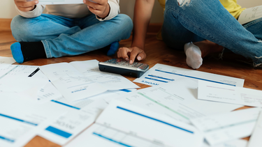 Dominicanos y salvadoreños son los hispanos más pobres en EEUU según sondeo