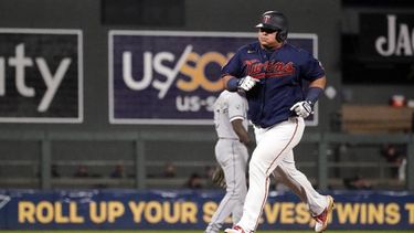 Venezolano Astudillo castiga con jonrón a los Medias Blancas