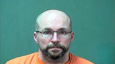 &nbsp;Steven Brandenburg, un ex farmacéutico que arruinó a propósito más de 500 vacunas contra el COVID-19.