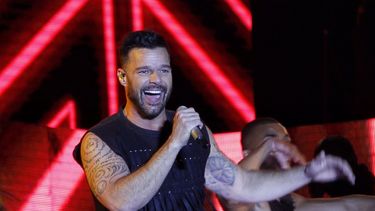 El cantante puertorriqueño Ricky Martin pidió que la gente continúe donando en favor de Puerto Rico a través de la página youcaring.com/rickymartin.