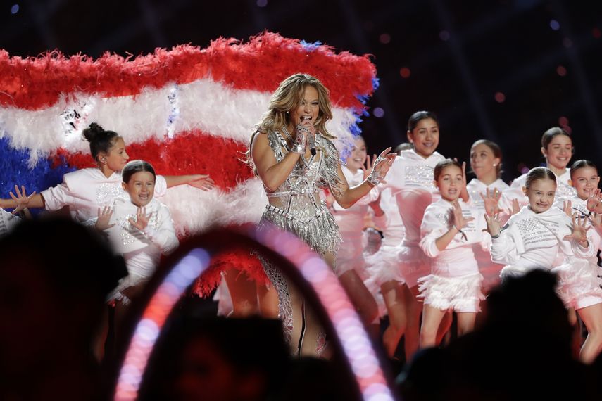 Jennifer Lopez durante su presentaci&oacute;n en el espect&aacute;culo de medio tiempo del Super Bowl 54 de la NFL entre los 49ers de San Francisco y los Chiefs de Kansas City el domingo 2 de febrero de 2020 en Miami Gardens, Florida.&nbsp;