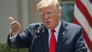 El presidente Donald Trump participa en una rueda de prensa en el Rose Garden de la Casa Blanca, en Washington.