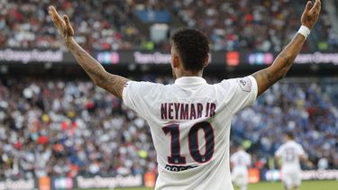 El delantero de 27 a&ntilde;os, que&nbsp;llegar&aacute; al centenar de juegos en el amistoso frente a Senegal el jueves en Singapur, defendi&oacute; su estatus como la m&aacute;xima estrella del equipo aunque a mediados de a&ntilde;o Brasil conquist&oacute; la Copa Am&eacute;rica sin &eacute;l.