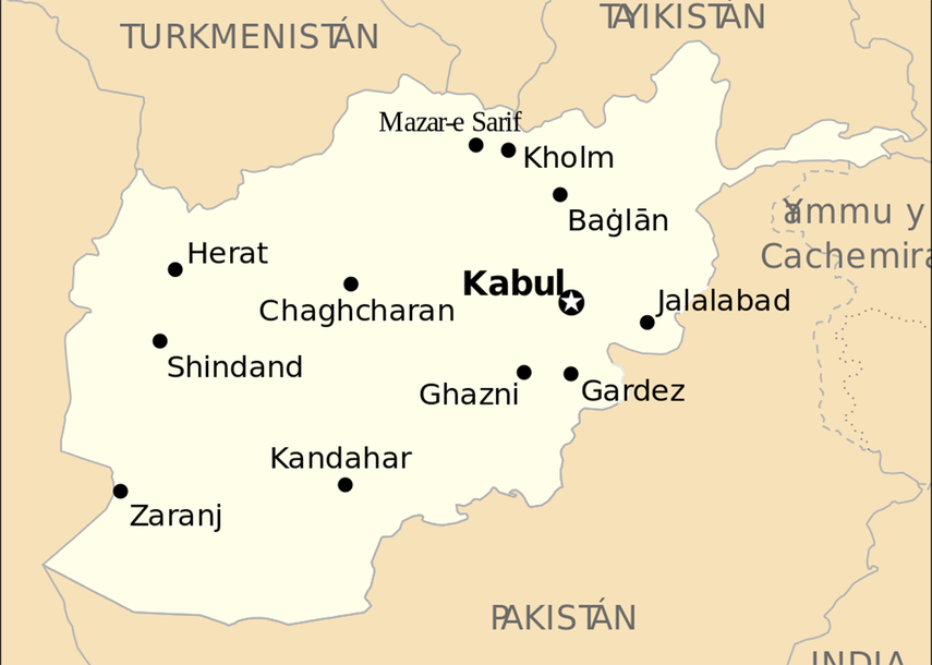 El avión estrellado es un modelo C-130 de cuatro motores, fabricado por Lockheed Martin, utilizado normalmente para transportar personal militar y cargas pesadas. (ARCHIVO)