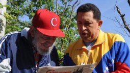 Los fallecidos dictadores, Fidel Castro y Hugo Chávez. Los fallecidos dictadores, Fidel Castro y Hugo Chávez.